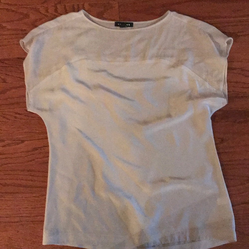 Light light purple grey top